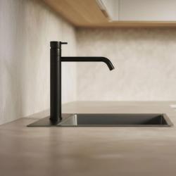 Waterevolution Flow keukenkraan mat zwart T150PR