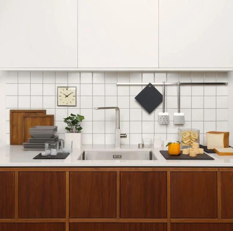 Franke massiivinen ruostumattomasta teräksestä keittiöhana Mythos kääntyvällä juoksuputkella inox 115.0547.852