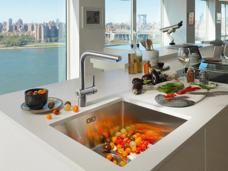 Franke massiivinen ruostumaton teräs sensori keittiöhana Atlas Neo kääntyvä juoksuputki inox 115.0625.489