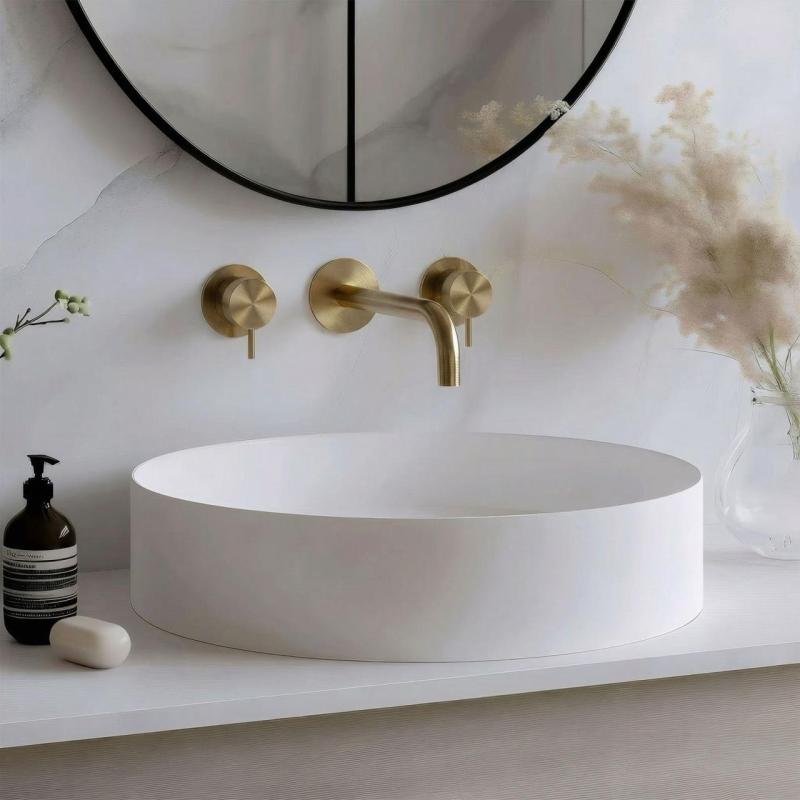 Waterevolution Flow 3-reikäinen upotettava pesuallashana, kokonaan harjattu messinki, ulostulo 15 cm T1163FLE-15