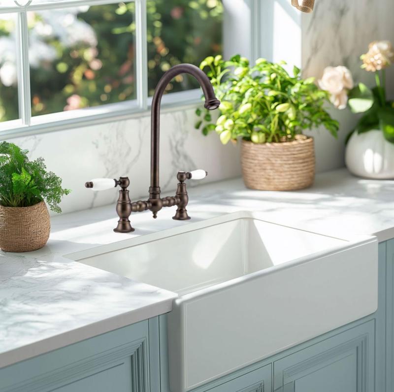 PB Nostalginen keittiöhana tumman pronssinen pyöreä juoksuputki valkoisilla kahvoilla 1208954665