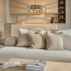 Decor Marisa harmaa riippuvalaisin, jossa on kapenevat vaakasuorat välikkeet, enintään 3 valonlähdettä, halkaisija 40 cm, 2607