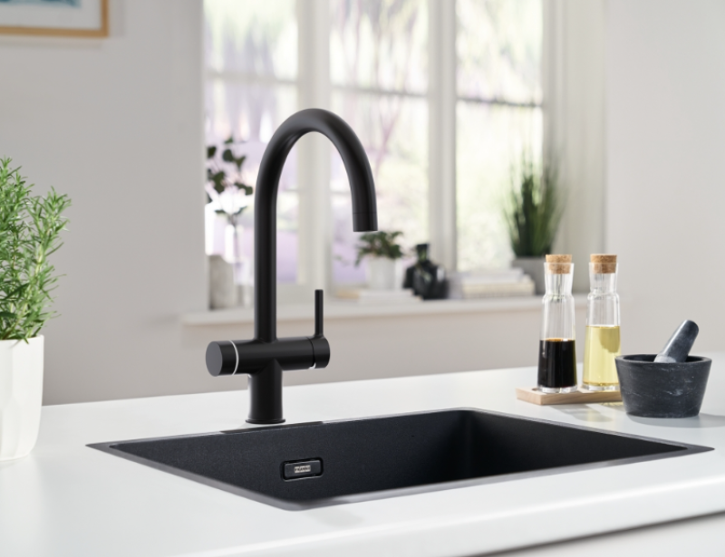 Franke Maris waterhub 4L boiler 3-1 kosketuselektronisella kuumavesihanalla mattamusta, jossa on ohitusventtiili 1208957950