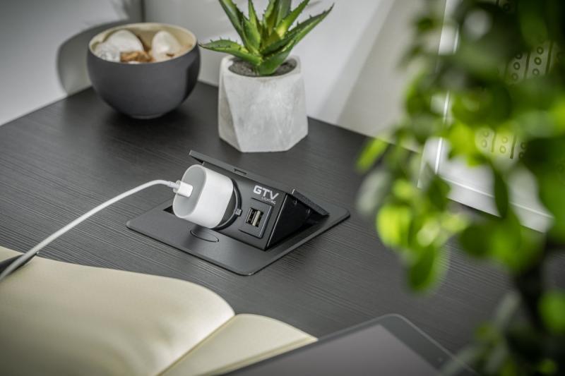 AVARO ulosvedettävä pistorasia 1208958672