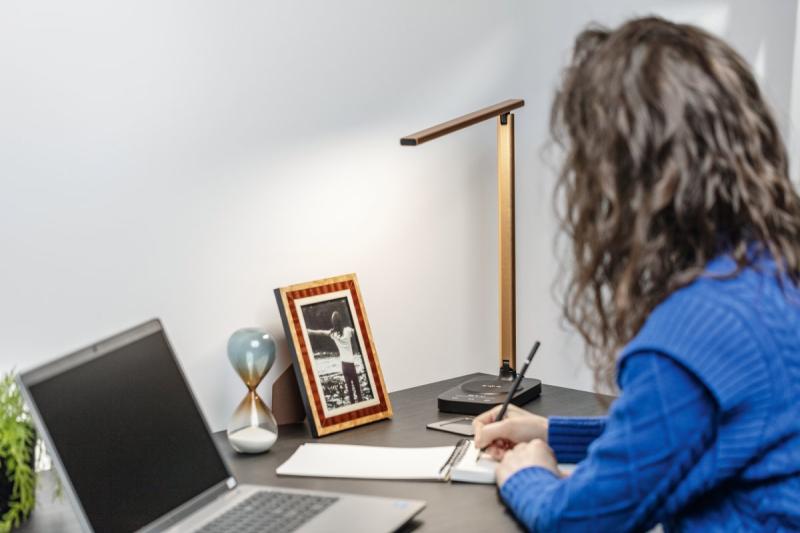 Decor Desktop lamp Bressi 8W 450lm AC220-240V 3-CCT Wireless Charging USB PF>0 5 RA>80 Black / Gold 1208962479