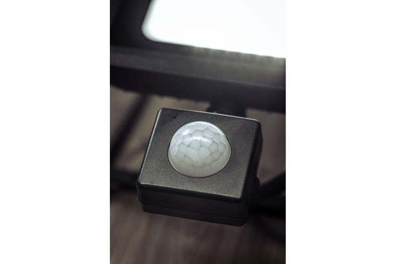 Tulvavalo INEXT LED-liiketunnistimella, 10W, 800lm, AC220-240V, 50/60 Hz, PF> 0.9, RA> 80, IP65, 120 1208962858