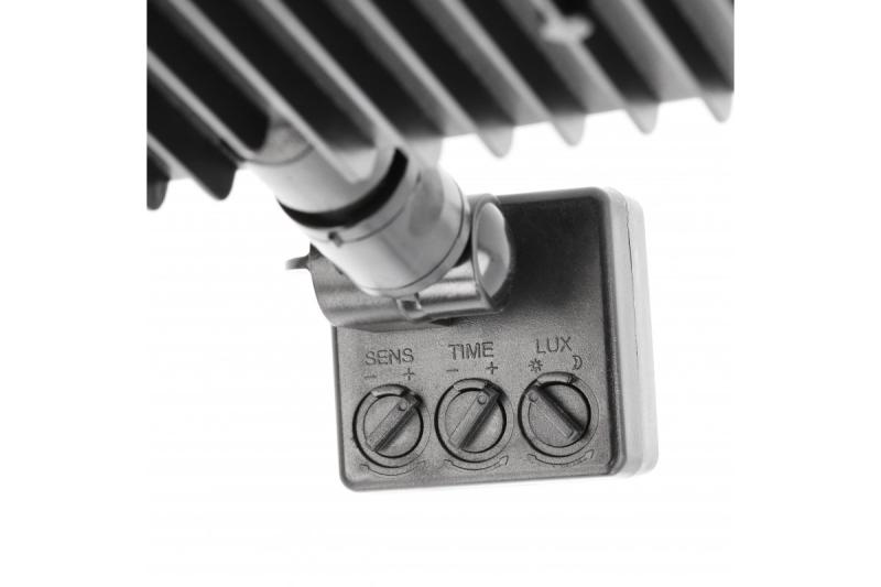 LED-valonheitin iNEXT liiketunnistimella 20 W 1600 lm, PF>0,9, RA>80, IP65, 120°, 6400 K, musta runko 1208962859