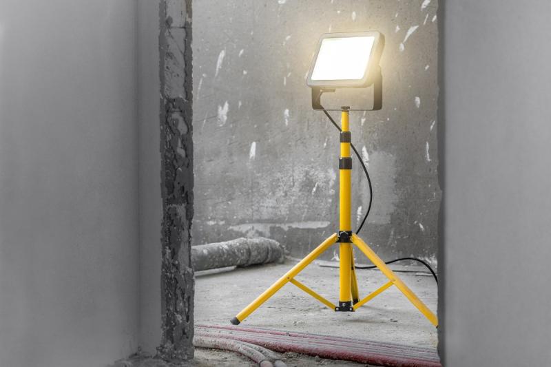 LED-työvalo VIPER, 150W, 15000lm AC220-240V, 50/60 Hz, PF>0,9, RA>80, IP65, 120°, 4000K, harmaa 1208963239