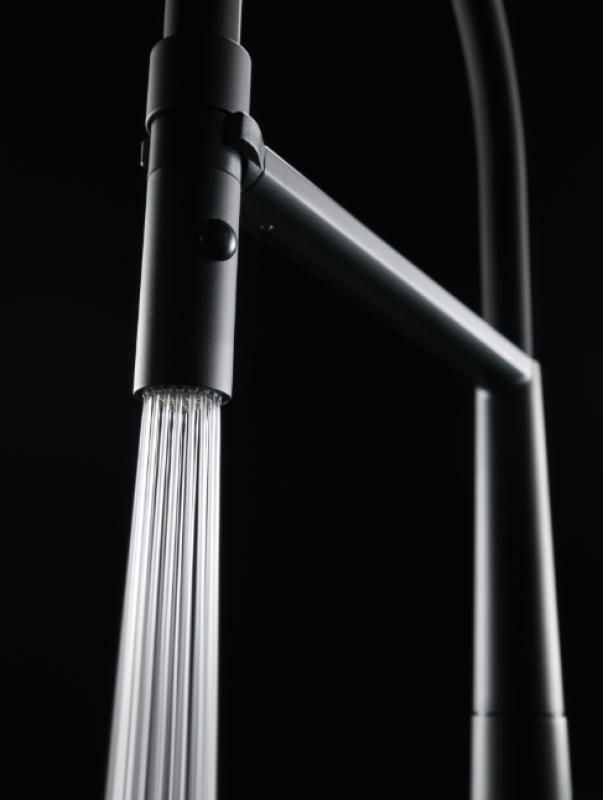 Franke Icon Yhden vivun keittiöhana joustavalla käsisuihkulla, Musta 115.0690.598