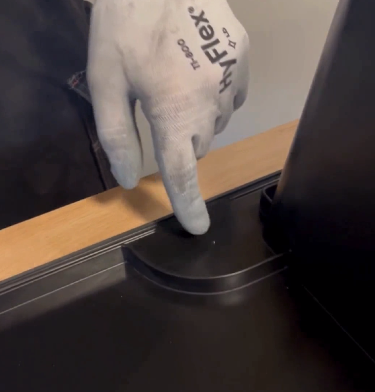 Hoegert hiiliteräksinen reikäsahasarja, 14-osainen.