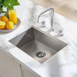 Waterevolution Flow 3-reikäinen kulmakeittiöhana kääntyvällä juoksuputkella ja suodatetun veden liitännällä kromi T152H01