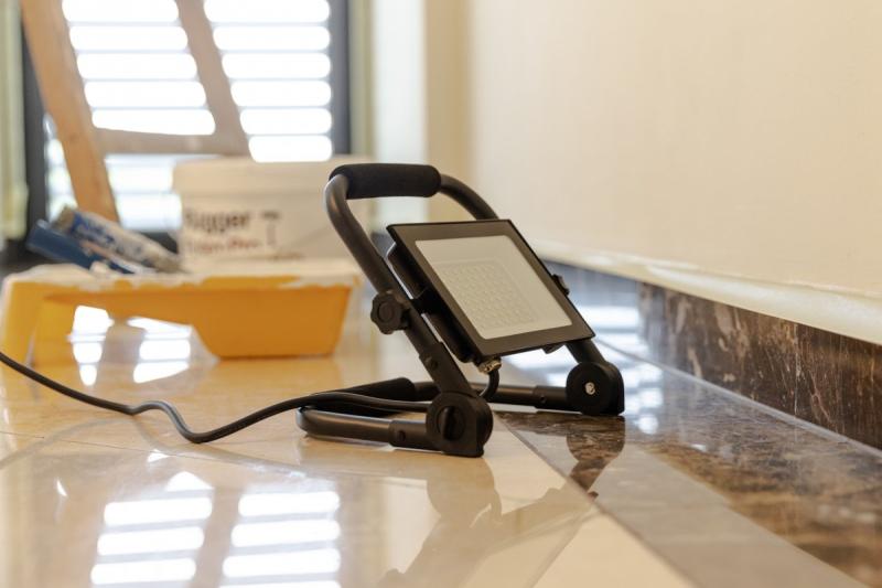 NELI Kannettava Valonheitin, LED, 30W, 2700lm, 6400K, AC220-240V, IP65, 1.5m kaapeli