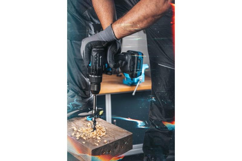 HÖGERT tehokas 18V akkukäyttöinen ruuvinväännin puulle ja metallille