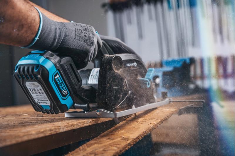 HÖGERT akkusirkelsaha, 18V, ilman akkua, pölynimuriliitäntä