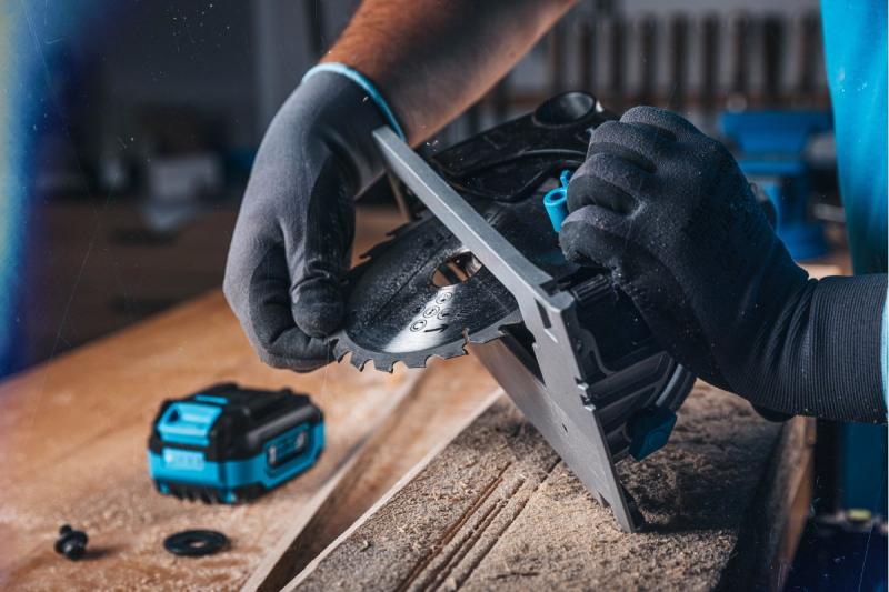 HÖGERT akkusirkelsaha, 18V, ilman akkua, pölynimuriliitäntä