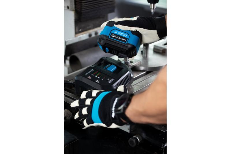 HÖGERT pikalaturi akulle 6A 18V