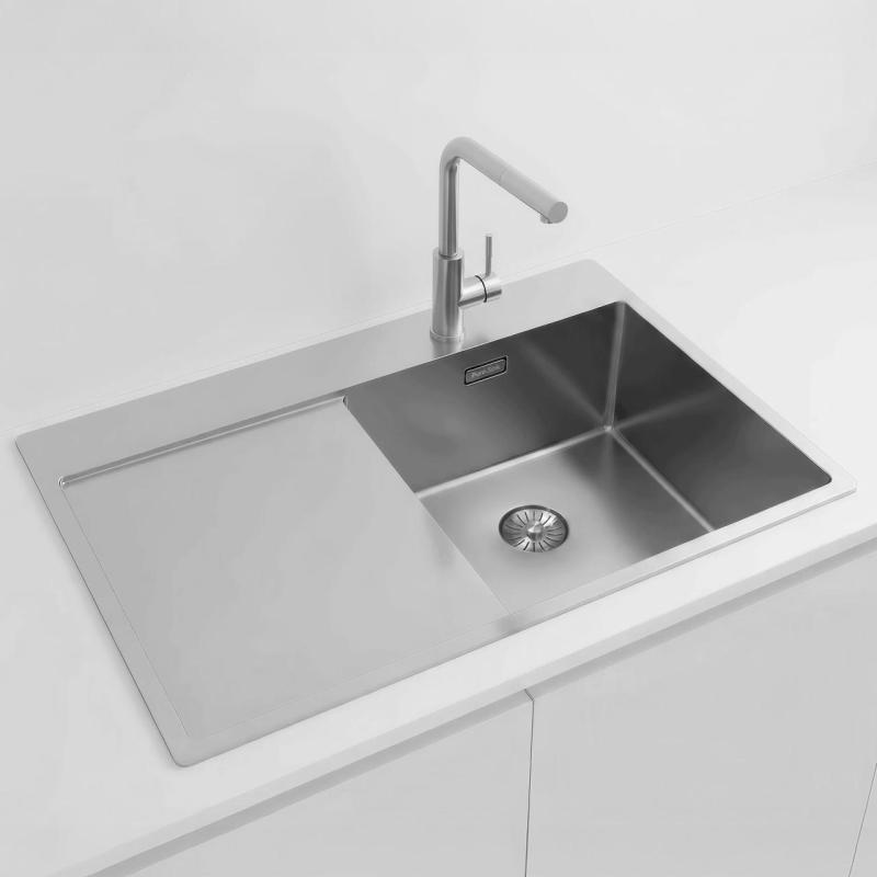 Pure.Sink Exclusivo RVS -pesuallas, jossa on tippuva osa 78x52 cm Tapwing oikealla PEX4078RT-02