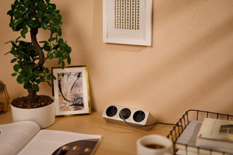 Huonekalupistorasia SOFITO, 2xSCHUKO, USB A+C, kaapeli 1,5 m, ruostumaton teräs