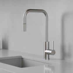 Pure.Sink Luxion massiivinen ruostumaton teräs keittiöhanat neliön muotoinen ulosvedettävä suutin PLXSQUA-02